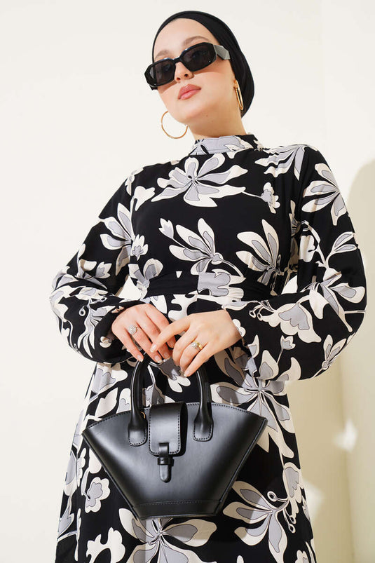 فستان أسود منقوش بحزام