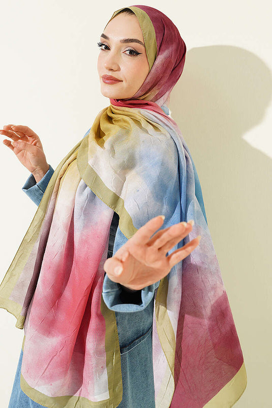 وشاح بامبو كراش بنقشة ألوان مائية باللون الأخضر الزيتي