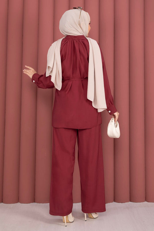 Ensemble deux pièces tunique à col montant froncé avec pantalon, bordeaux