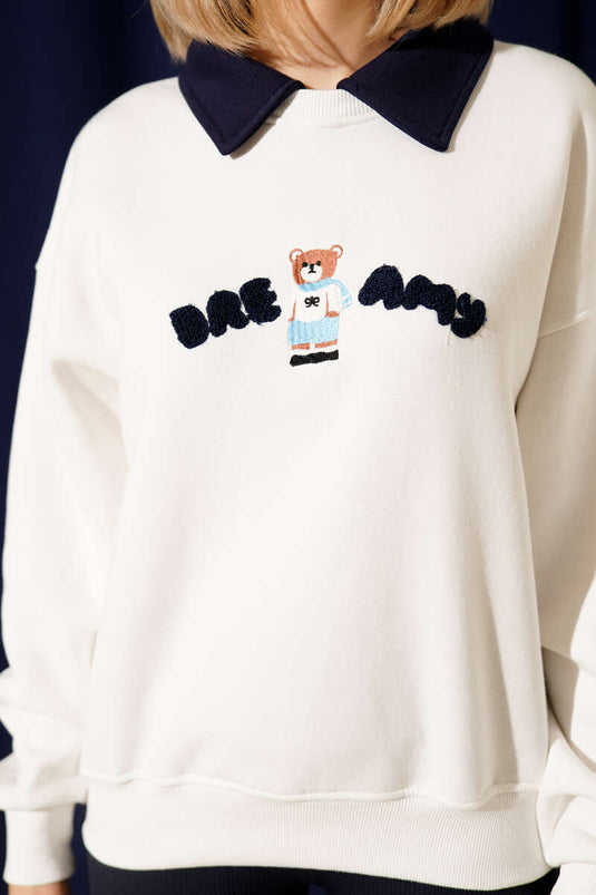 سويت شيرت بثلاثة خيوط مع تفاصيل على الياقة، لون بيج فاتح