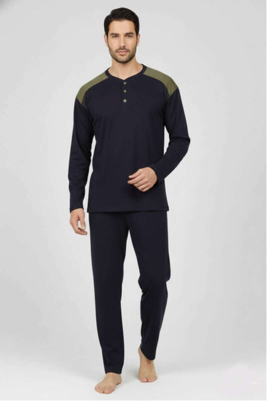 Pyjama-Set für Herren in Übergröße aus Interlock-Gewebe mit Knopfkragen, Marineblau/Khaki