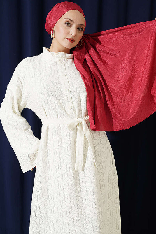 Robe En Dentelle À Volants Et Col Beiges