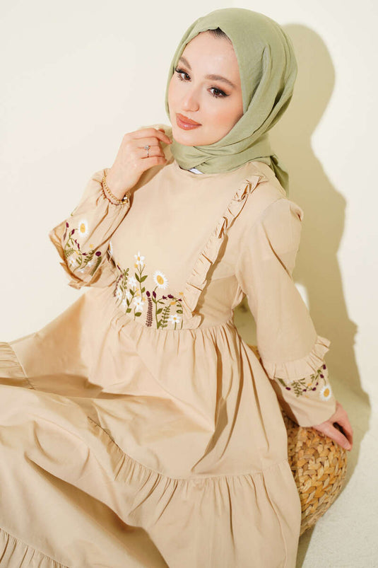فستان بوبلين بيج بياقة مزينة بتطريز وكشكش