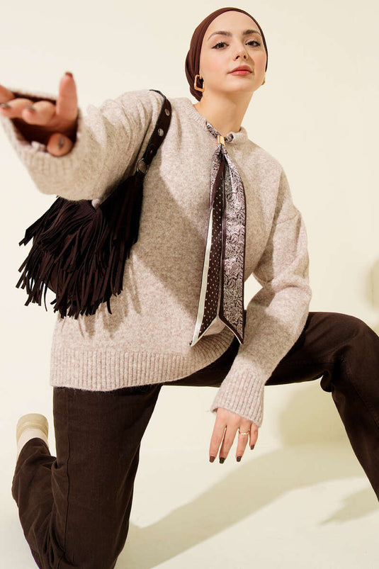 Yaka Fularlı Triko Kazak Bej