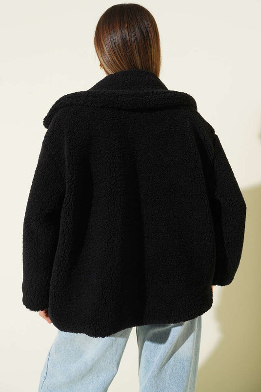 جاكيت أسود مخملي مزود بحزام ياقة وسحاب