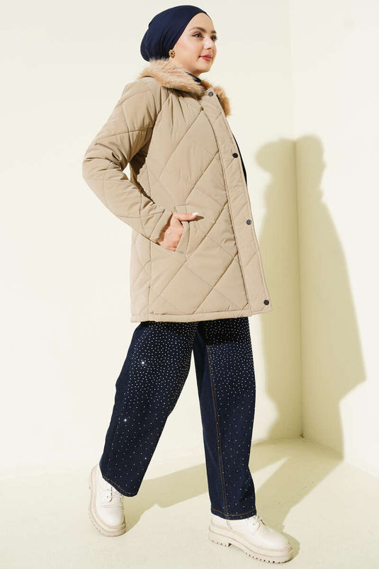 Yaka Kürklü Kapitone Kısa Mont Bej
