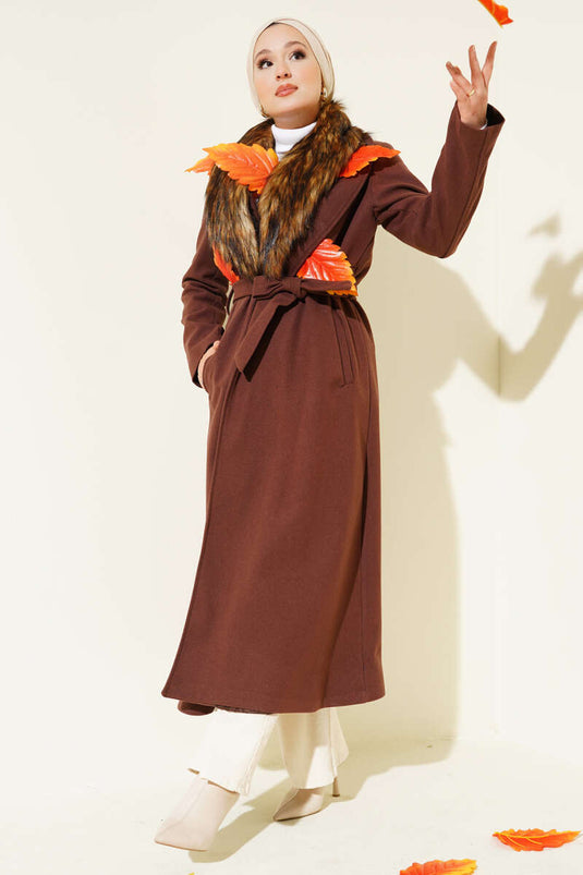 Yaka Kürklü Kuşaklı Uzun Kaban Kahve