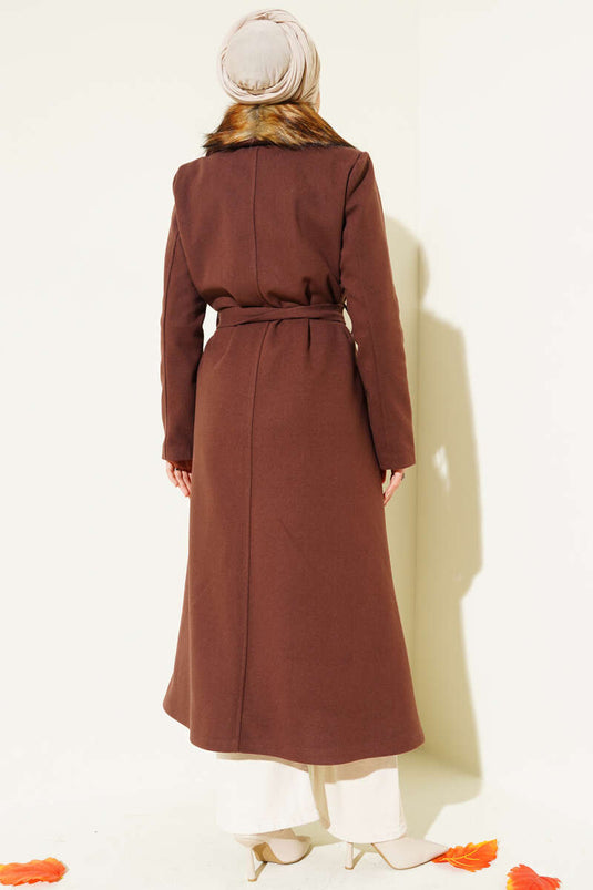 Yaka Kürklü Kuşaklı Uzun Kaban Kahve