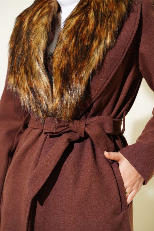 Yaka Kürklü Kuşaklı Uzun Kaban Kahve