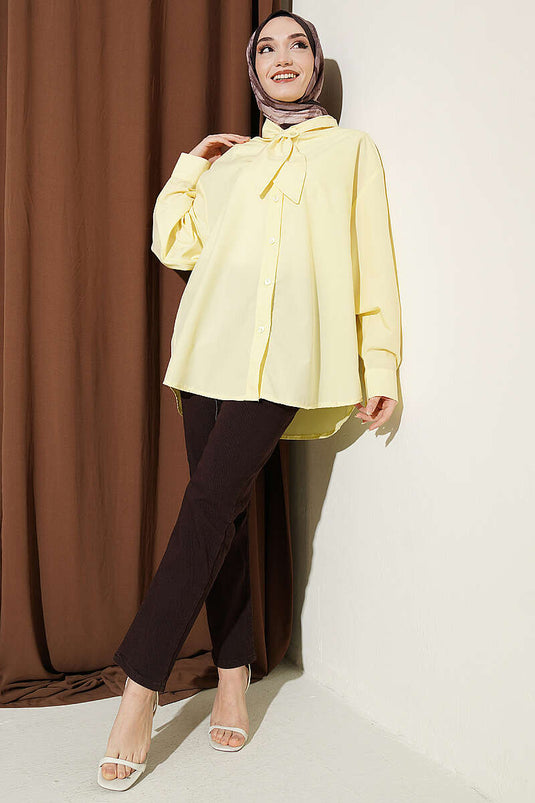 Camicia ampia con collo allacciato giallo