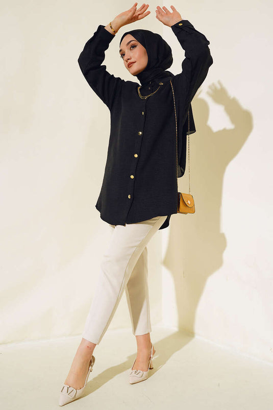 قميص قلادة أسود