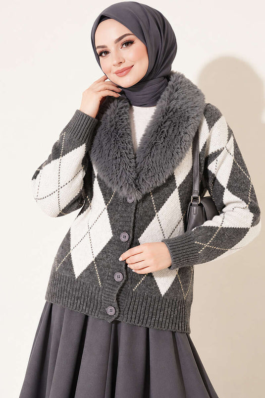 Gilet En Tricot À Col En Fourrure Et Motif Baklava, Couleur Fumé