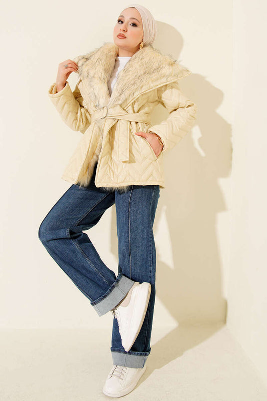 Yakası Kürklü Parlak Mont Krem