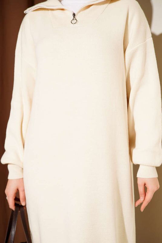 Robe en maille à demi-zip couleur pierre