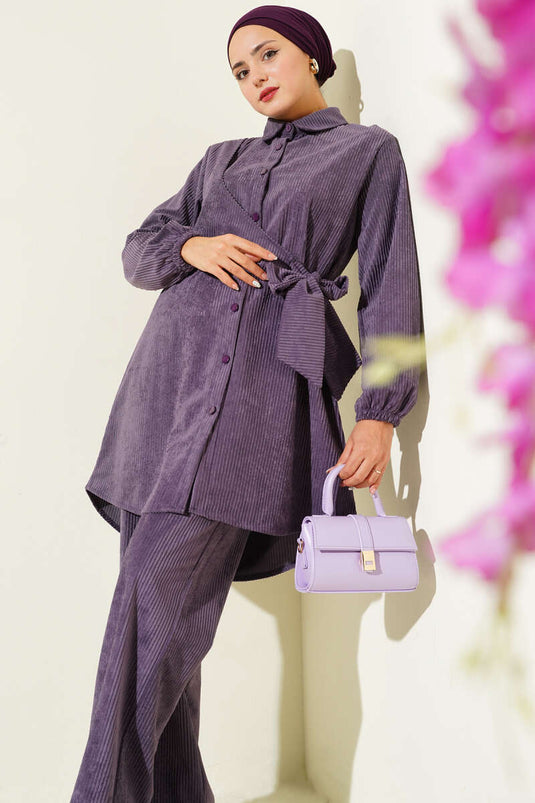 Zweiteiliges Cord-Set mit seitlichen Bindebändern in Flieder