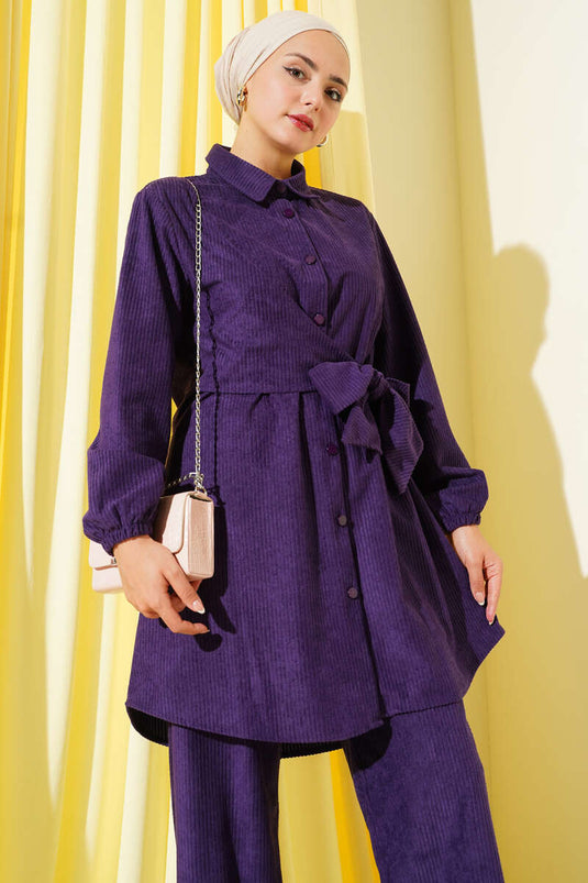 طقم من قطعتين من قماش الكوردروي برباط جانبي باللون البنفسجي