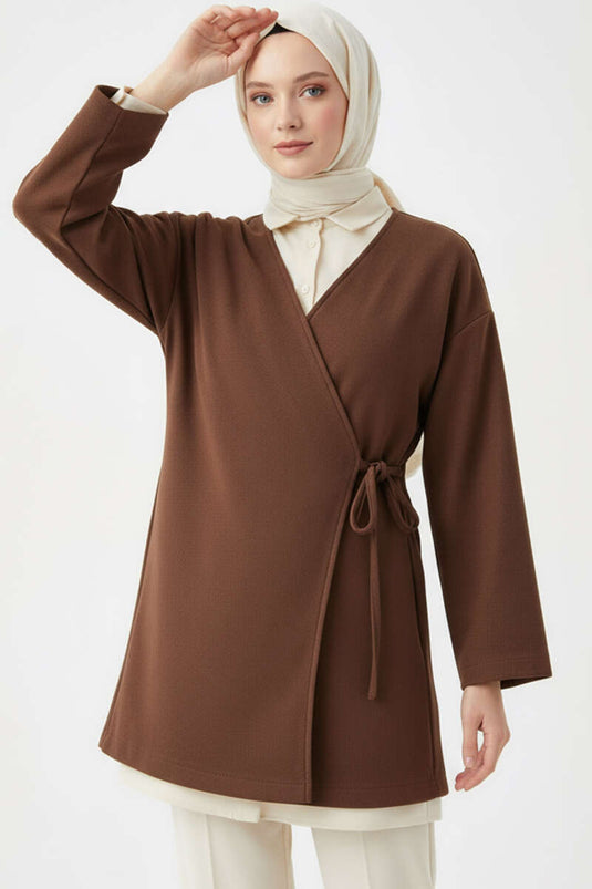 Veste en cachemire à nouer sur le côté marron