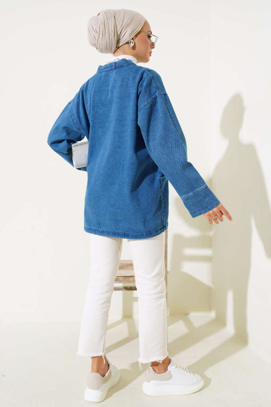 Veste en jean bleu à nouer sur le côté