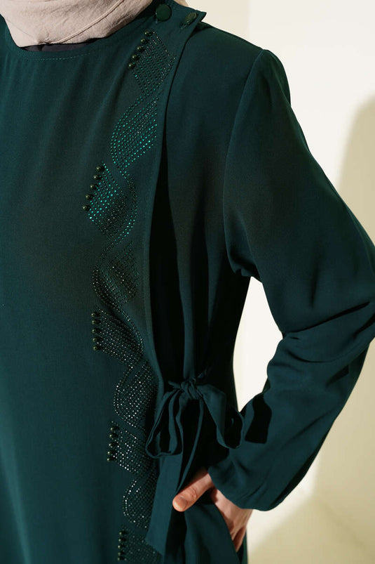 Seitlich gebundene, mit Steinen besetzte Abaya in Übergröße in Smaragdgrün