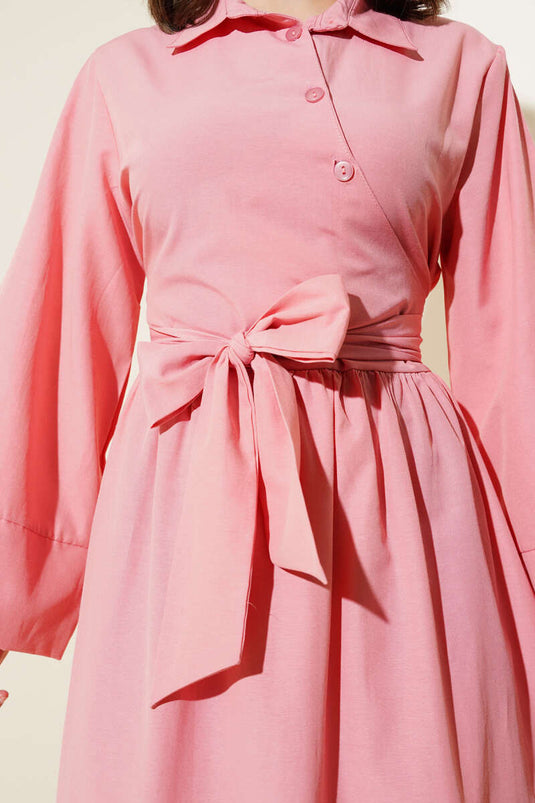 Robe boutonnée croisée à nouer sur le côté Poudre