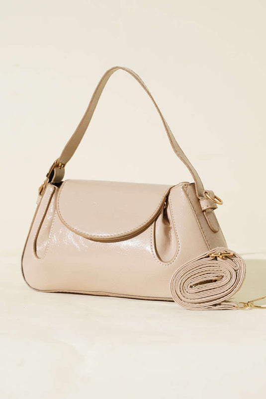 Sac en cuir verni beige à fermeture latérale