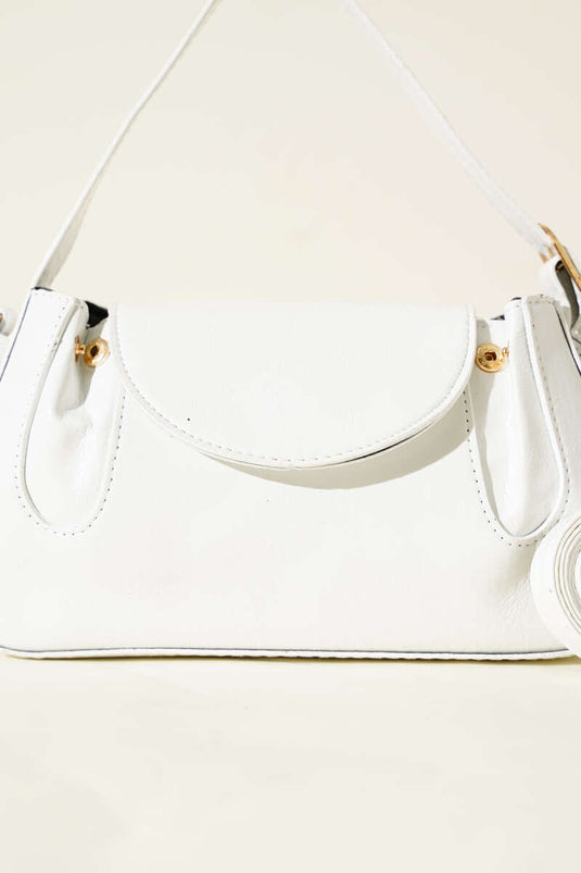 Sac en cuir verni blanc avec fermeture à pression latérale