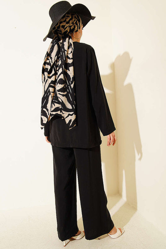 Ensemble double en modal noir avec boutons latéraux et lien