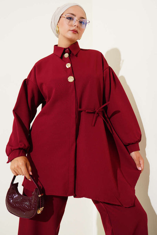 بدلة بورجوندي مزدوجة الصدر بأزرار وحبل جانبي