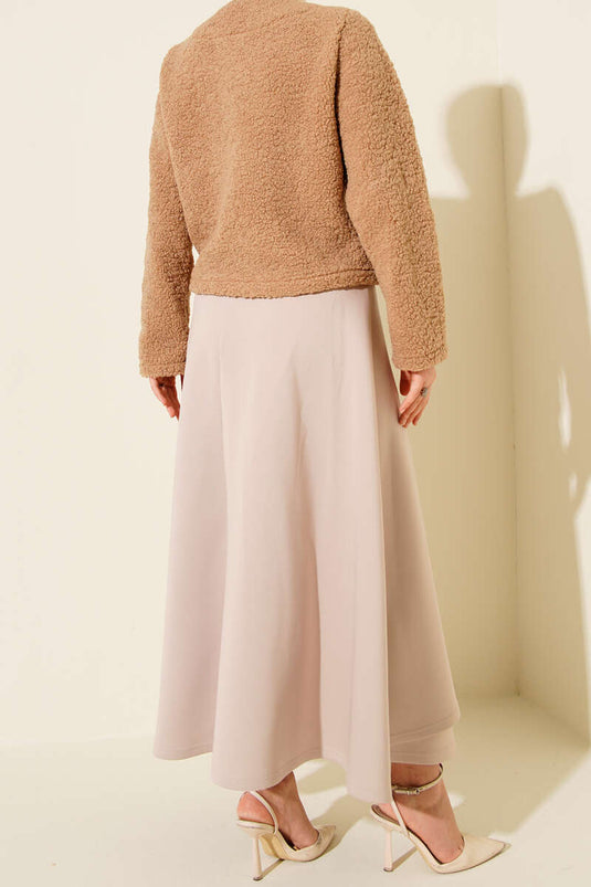 تنورة غوص بيج اللون برباط جانبي