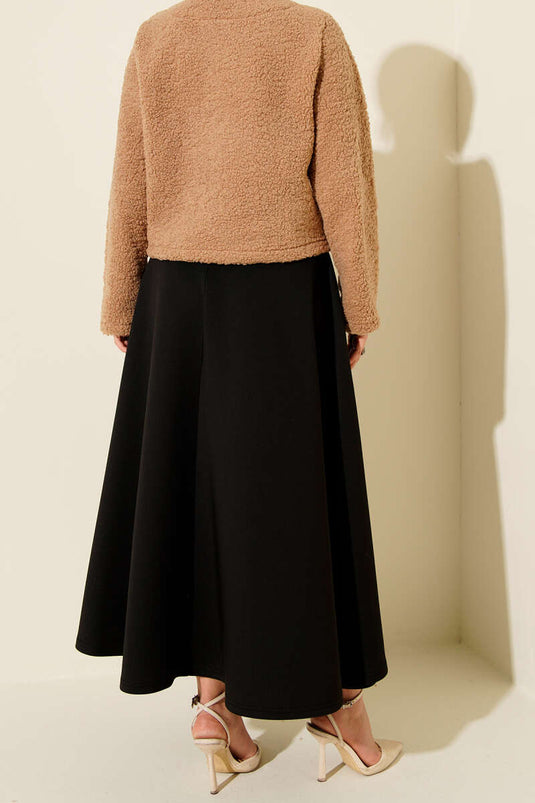 تنورة غوص سوداء برباط جانبي