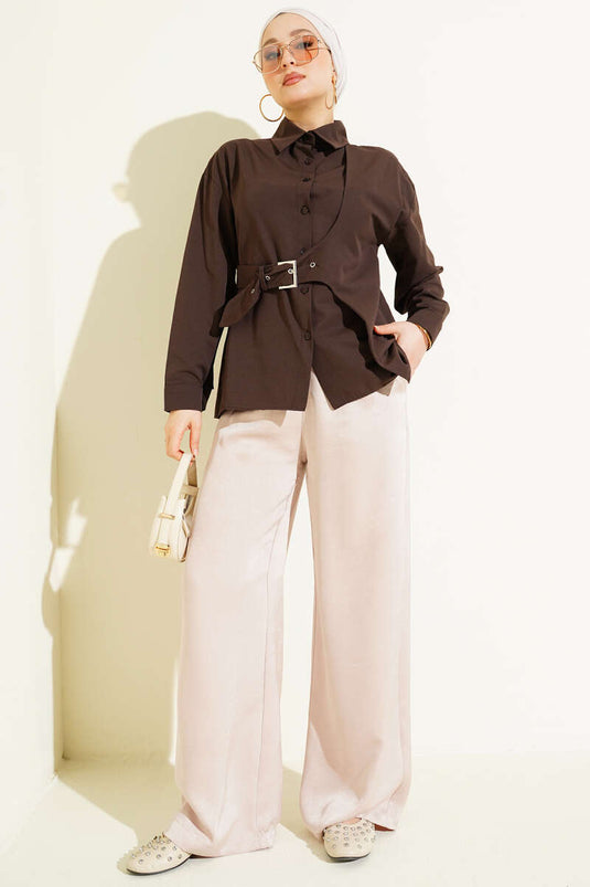 قميص بحزام جان وتفاصيل بلون بني