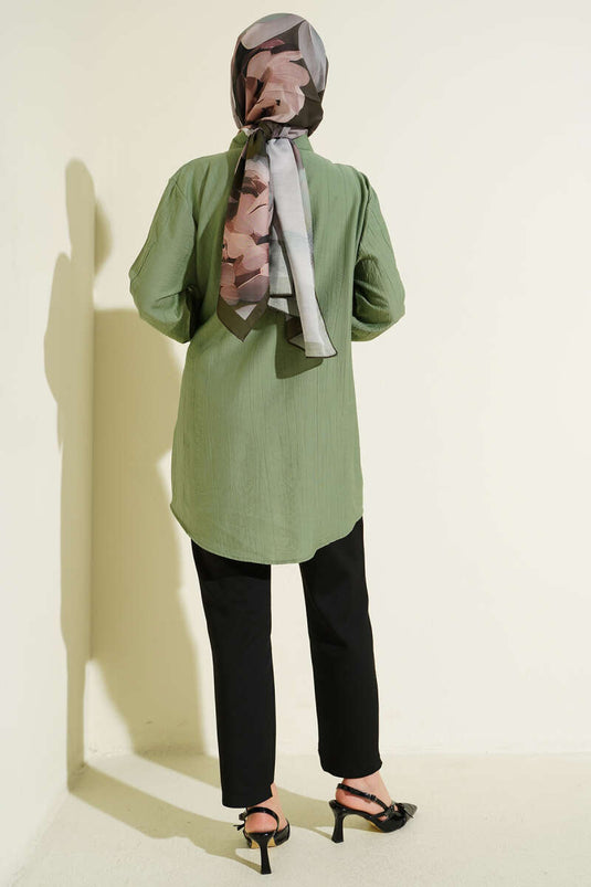 Chemise ample à nouer en tissu patchwork vert pistache