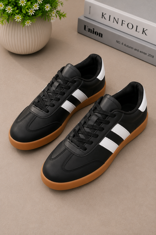 Side Stripe Detailed Sneaker Sports Shoe Black