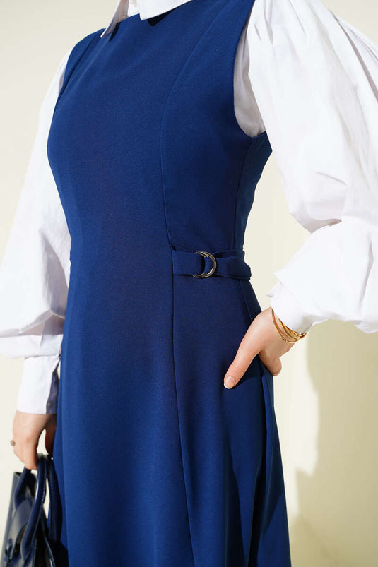 فستان بدون أكمام مزين بتفاصيل يان توكا باللون الأزرق الداكن