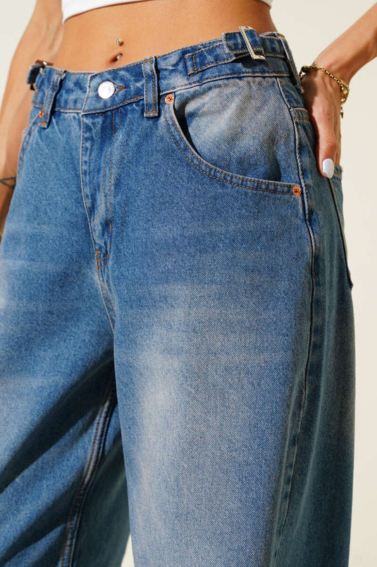 Side Buckle Distressed Baggy Jeans Tint
