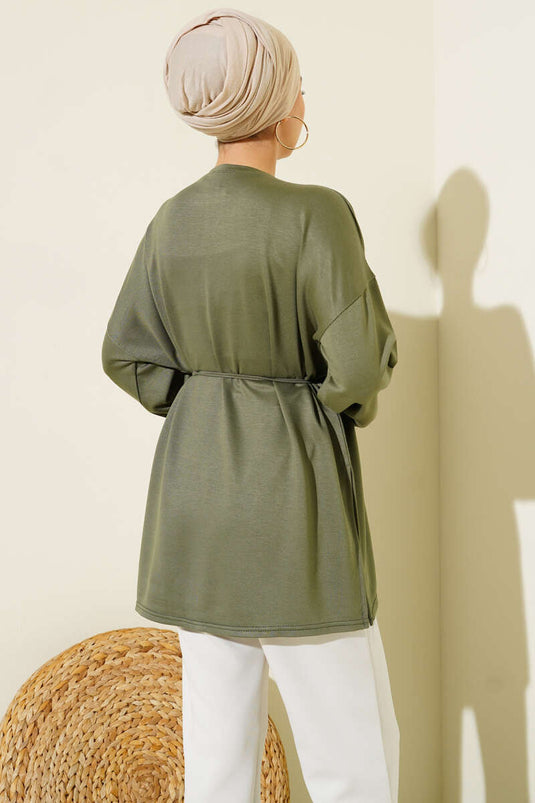 سترة طويلة بفتحة جانبية وأكمام مزدوجة، لون كاكي