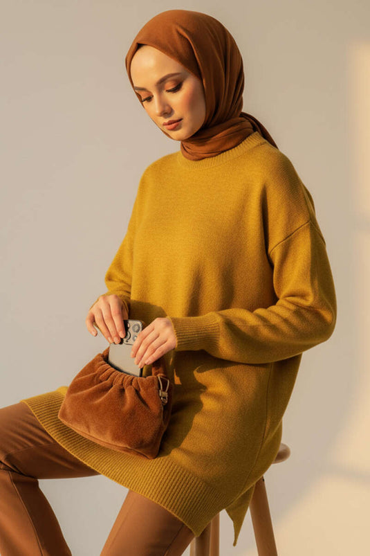 Yan Yırtmaçlı Yumoş Uzun Triko Tunik Yağ Yeşili