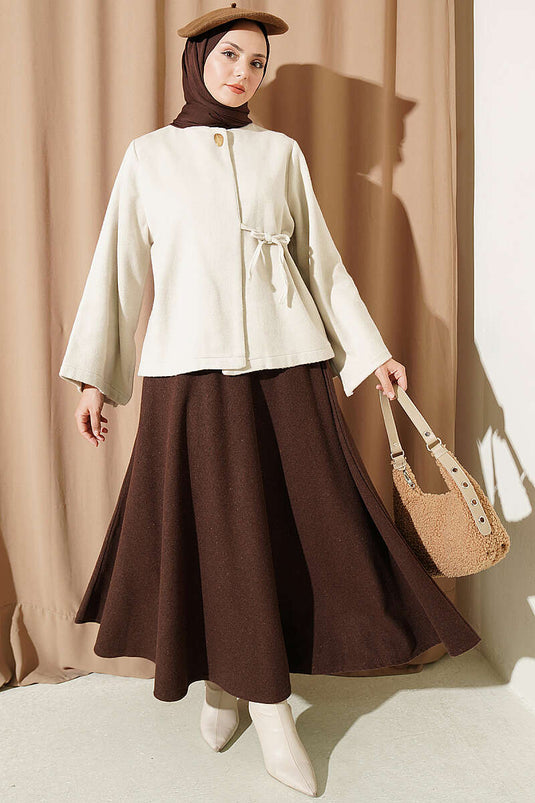 Giacca Beige Con Fiocco Laterale E Maniche Spagnole