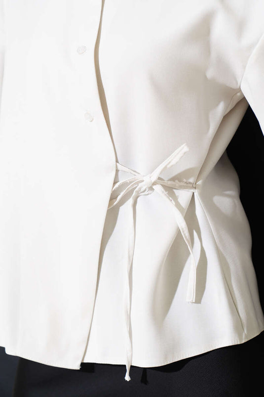 Chemise courte en Tencel à nouer sur le côté, blanche