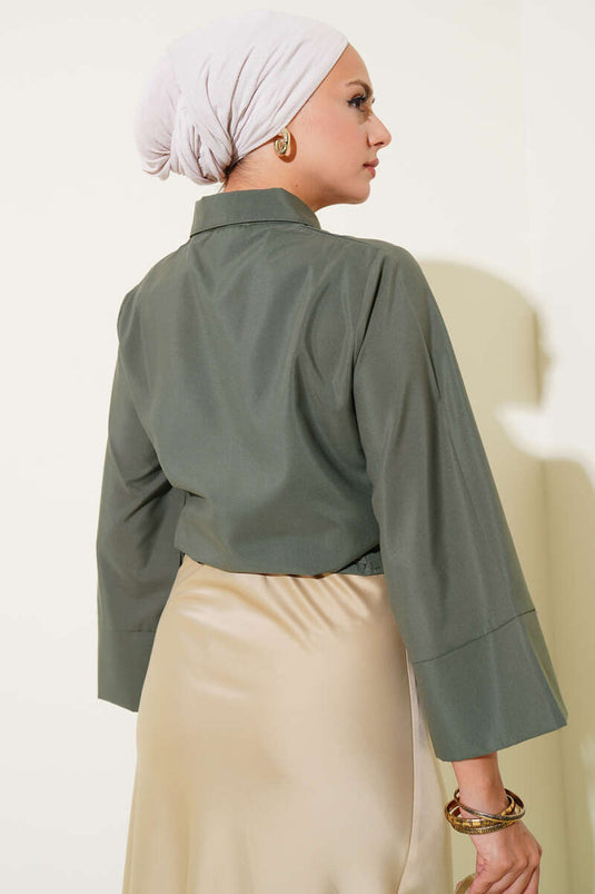 قميص قصير بتفاصيل ربطة جانبية من الكاكي