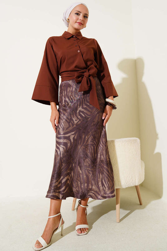 قميص قصير بتفاصيل ربطة جانبية، بني