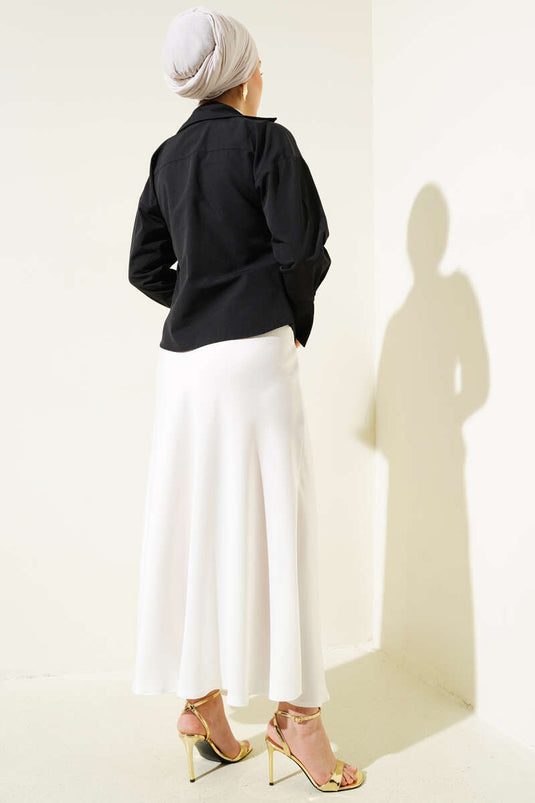 Chemise courte noire à nouer sur le côté