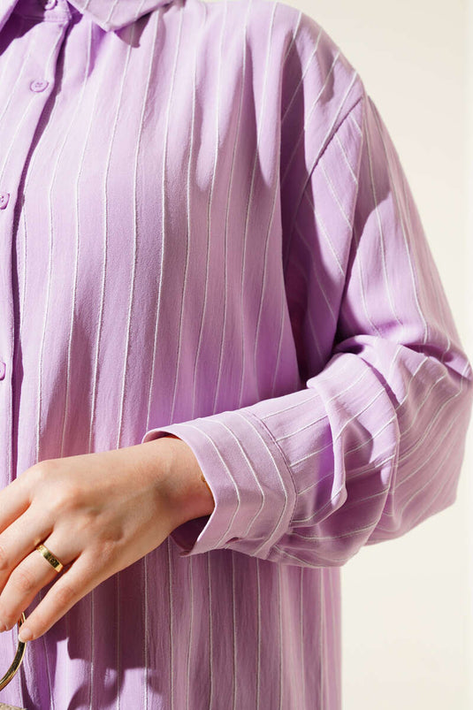 Chemise longue rayée fendue sur le côté lilas