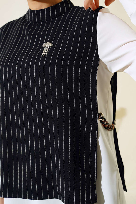 Yanları Aksesuarlı Çizgili Takım Siyah