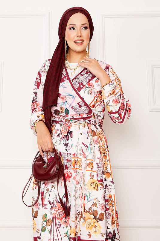 Costume en modal avec jupe nouée sur le côté rouge bordeaux