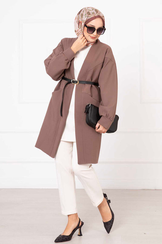 جاكيت حجاب أطلس مع جيوب جانبية من لون المنك الداكن