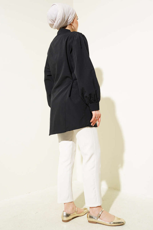 Chemise noire avec lien latéral