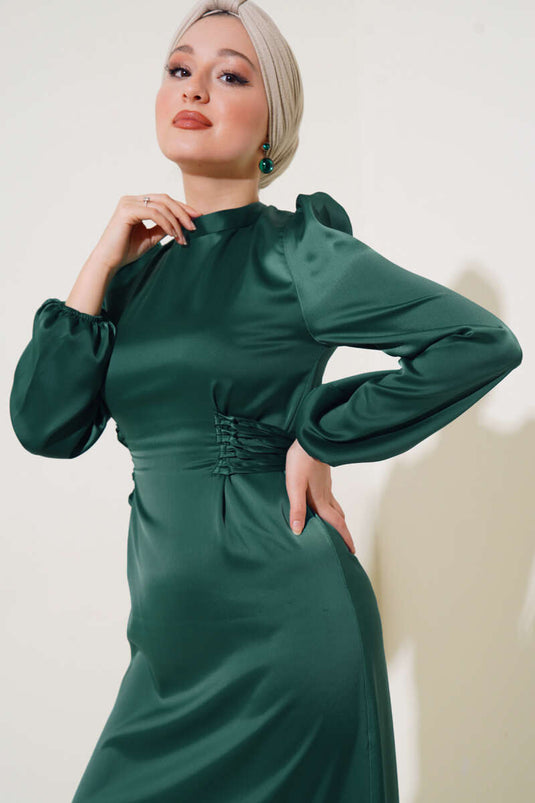 Yanları İp Detaylı Saten Elbise Zümrüt Yeşil