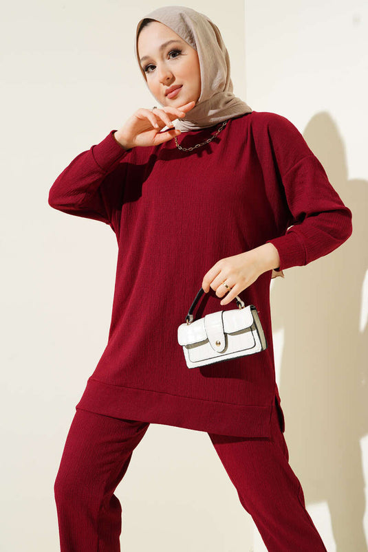 Costume croisé bordeaux fendu sur le côté