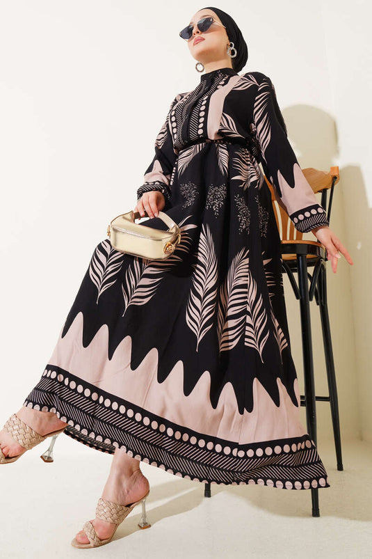 Robe ceinturée à motifs feuilles noir beige